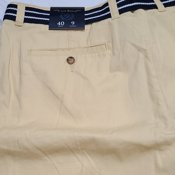 Club Rm yellow-green shorts - Picture 5 of 16